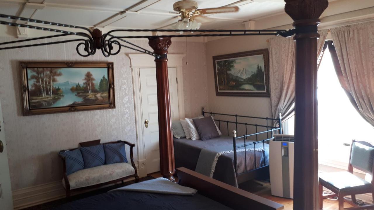 Marmora And Lake Inn And Victorian Diner Luaran gambar