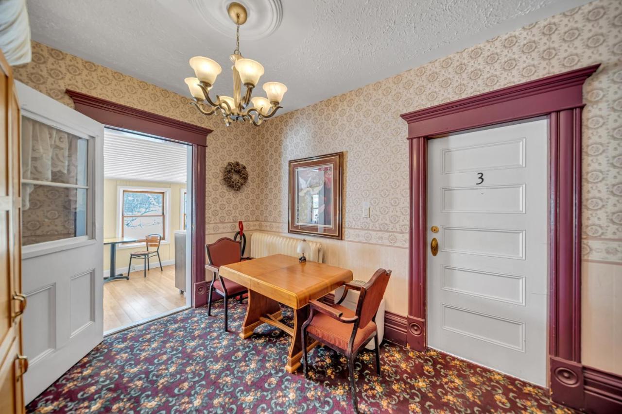 Marmora And Lake Inn And Victorian Diner Luaran gambar